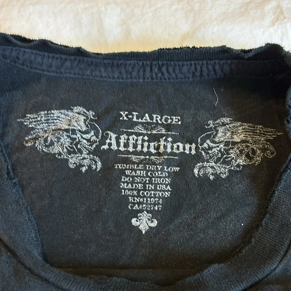 Affliction T-Shirt - Picture 2 of 3